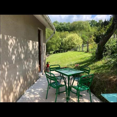 Petite Maison Independante A La Campagne Le Vigen Exteriör bild